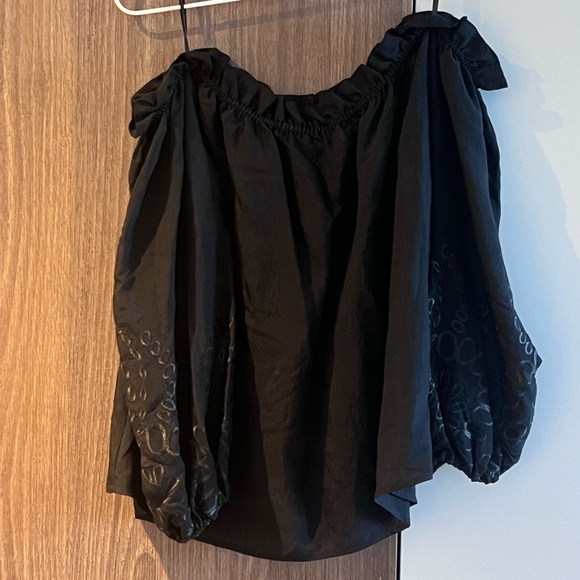Keepsake the Label Off-shoulder Black Blouse - Picture 2 of 6